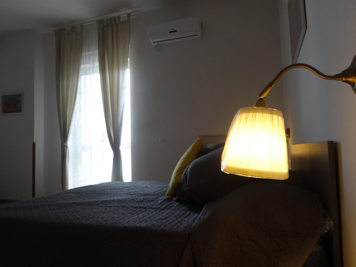Little Hot@L Hotel Помпей Екстериор снимка